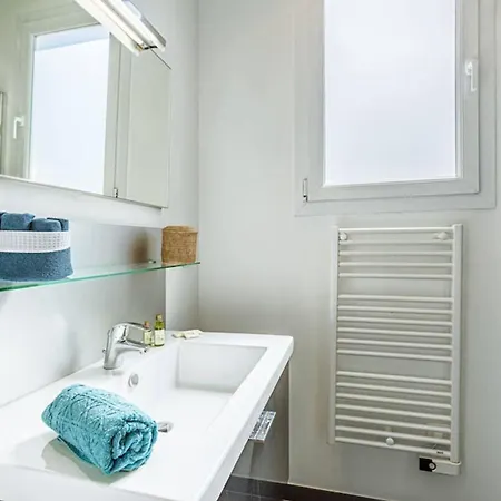 Berlioz 1 - Center 2 - Last Floor Διαμέρισμα *